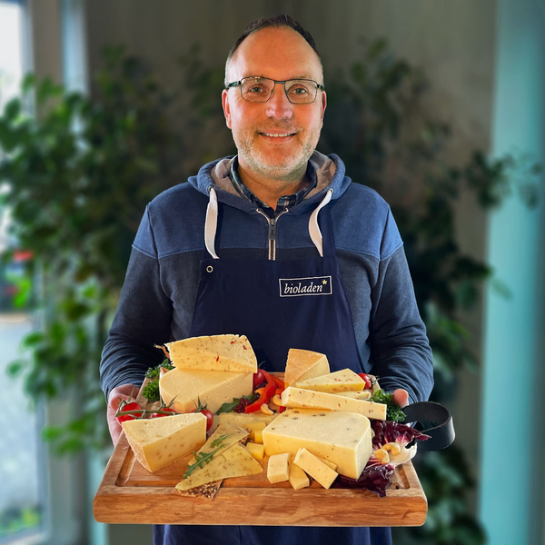 Andreas mit Regionalem Biokäse