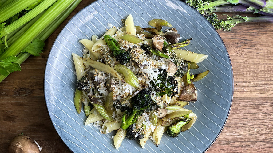 Rezeptbild für 93. Gebratener Brokkoli mit Penne