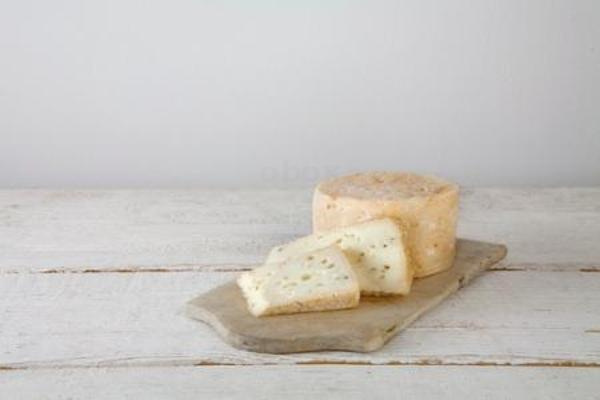 Backensholz Cré Meer Weichkäse mit weißem Edelschimmel