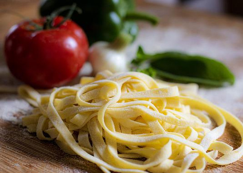 POasta und Tomate