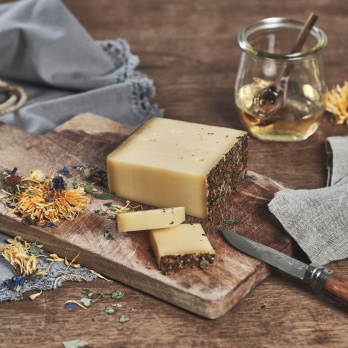 Wildblumenkäse Hof Dannwisch