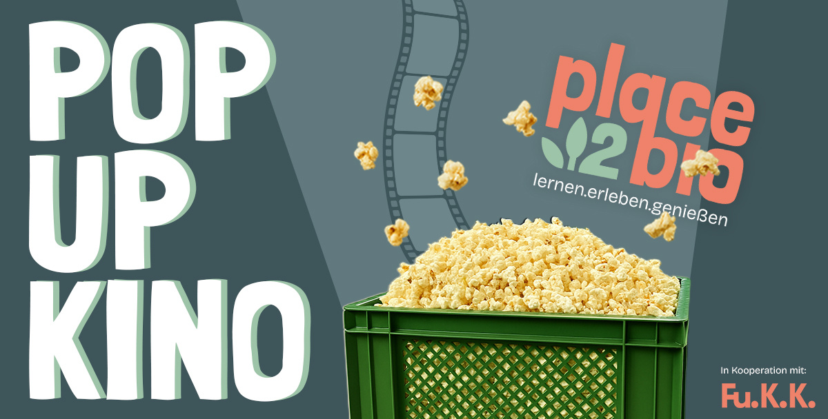 KI generiert: Ein Pop-up-Kino-Event mit Popcorn, Filmbande und Text "place to b" und "In Kooperation mit: Fu.K.K.".