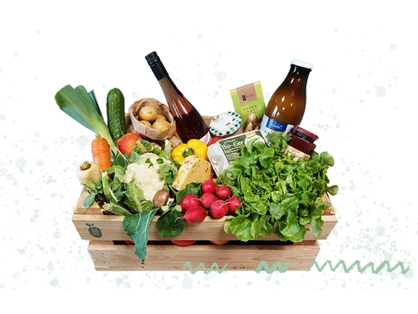 KI generiert: Gemüse- und Lebensmittelkiste mit frischen Produkten wie Salat, Radieschen, Wein und Bio-Eiern.