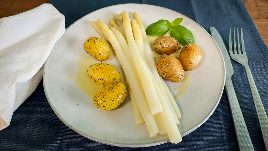Rezeptbild für 6. Spargel mit Dill, Kartoffeln und Senf-Soße