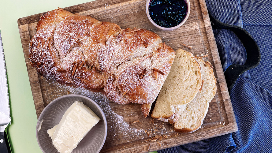 Rezeptbild für 429. Hefezopf