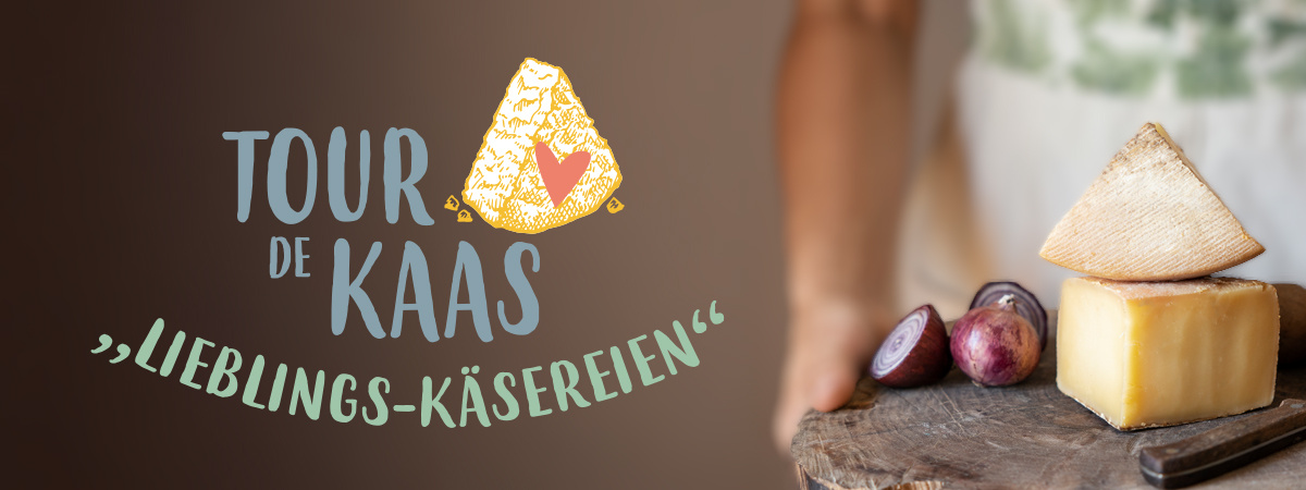 KI generiert: Text: "TOUR DE KAAS LIEBLINGS-KÄSEREIEN". Hauptinhalt: Käse auf Holzbrett mit Zwiebeln.