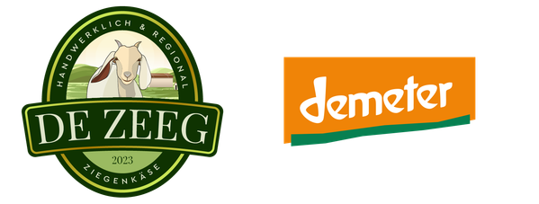 KI generiert: Zwei Logos: "De Zeeg" mit Ziegenbild und "demeter" auf orange-grünem Hintergrund.