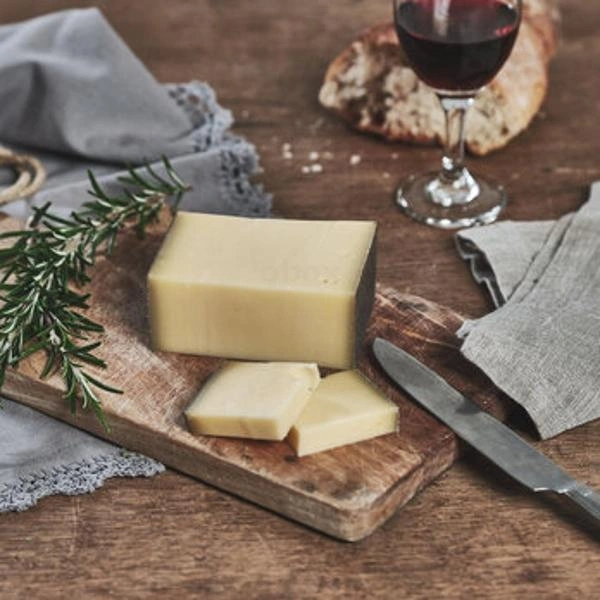 Hof Dannwisch Rotvino Käse