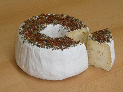 Produktfoto zu Belriether Dorfkäse - Tomate-Basilikum, 50% Fett i. Tr.